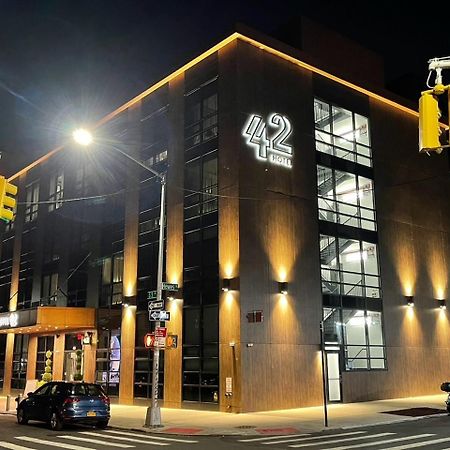 ניו יורק 42 Hotel Williamsburg מראה חיצוני תמונה